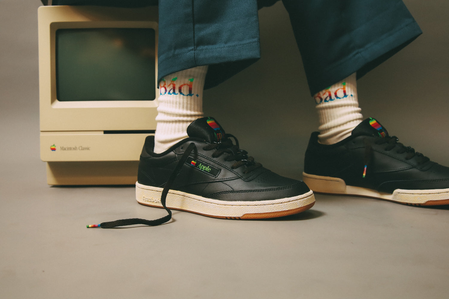 Foxtrot Uniform Bad Apple Socks - Cream Spectrum
