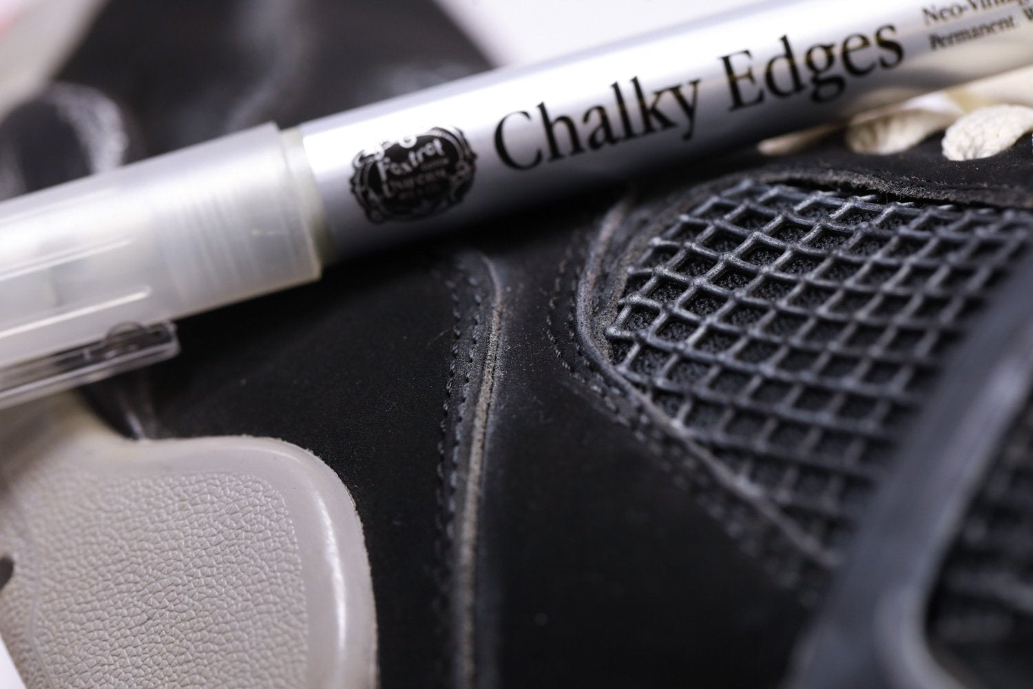 Foxtrot Uniform CHALKY EDGES SHADOW