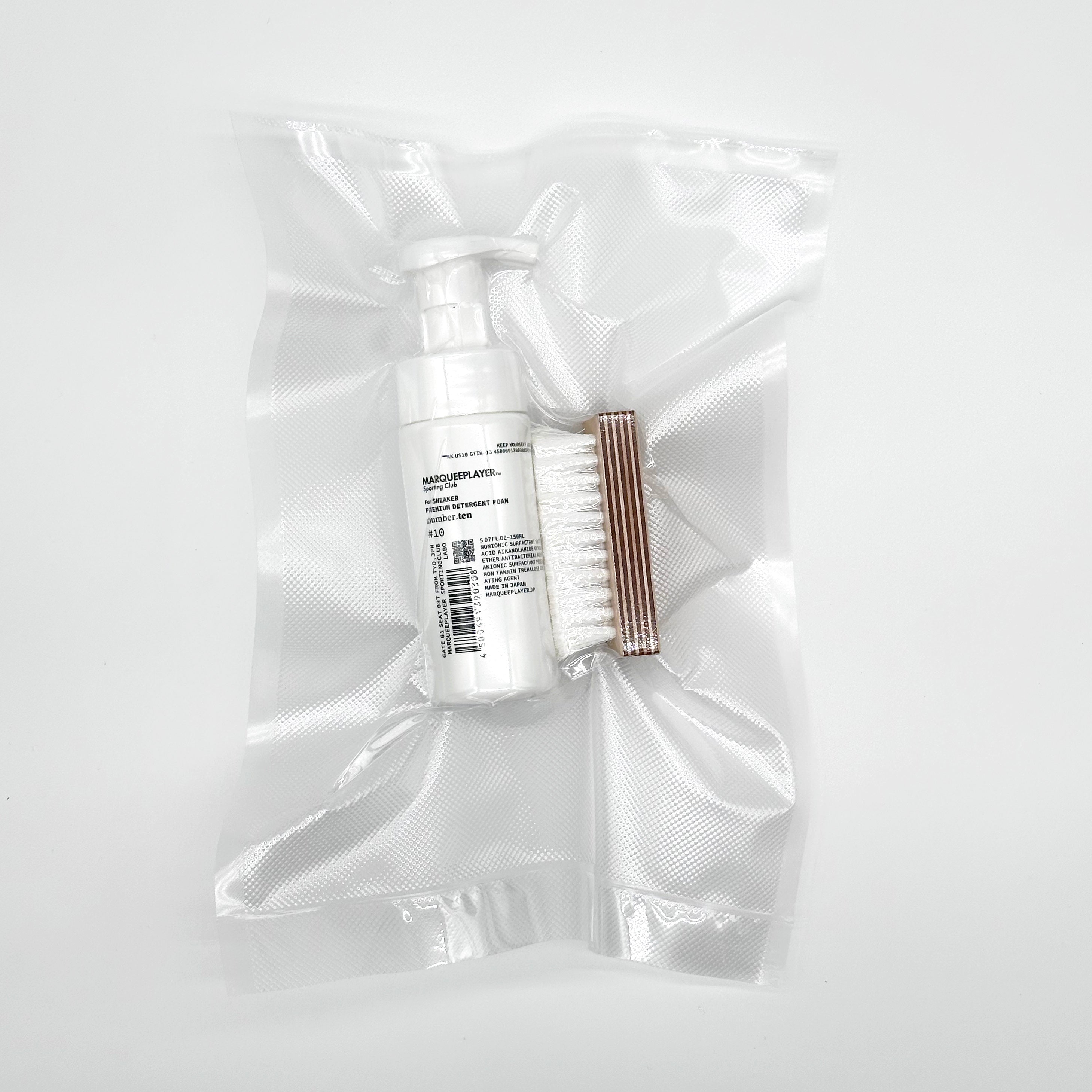 SNEAKER CLEANING KIT